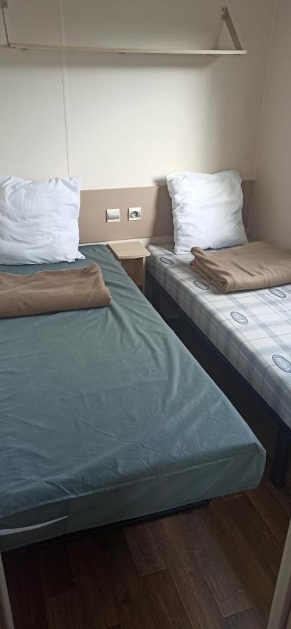 Mobil-Home Parc Des Allais Trogues ภายนอก รูปภาพ