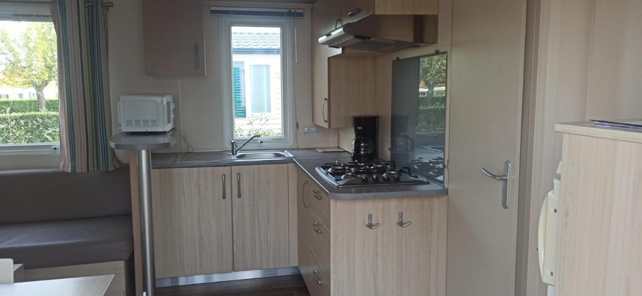 Mobil-Home Parc Des Allais Trogues ภายนอก รูปภาพ